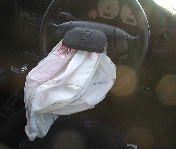 Airbag_SEAT_Ibiza.jpg