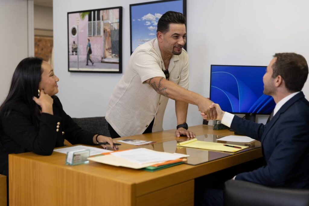 Office Steven Couple MG 0497
